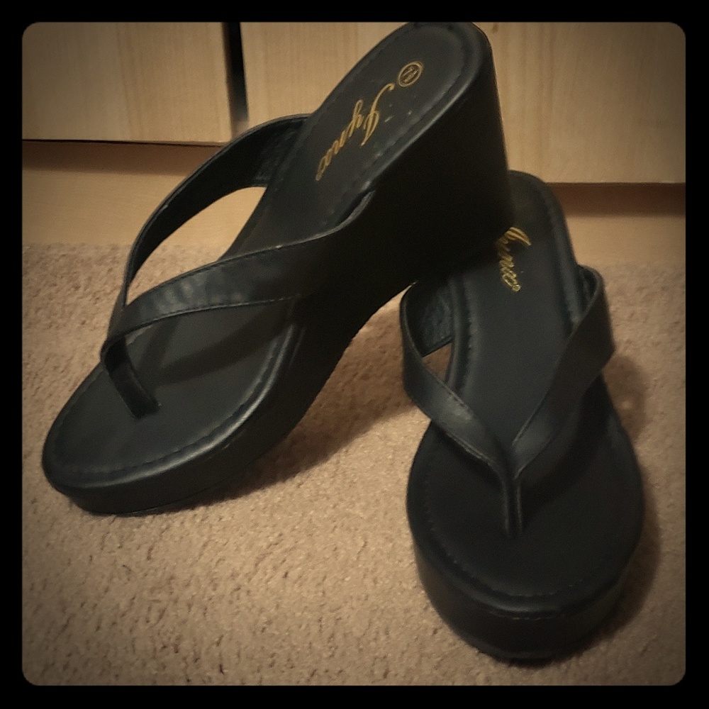 Woman shoes